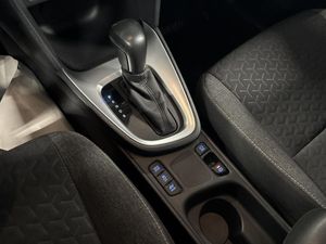 Toyota Yaris Cross bild 17