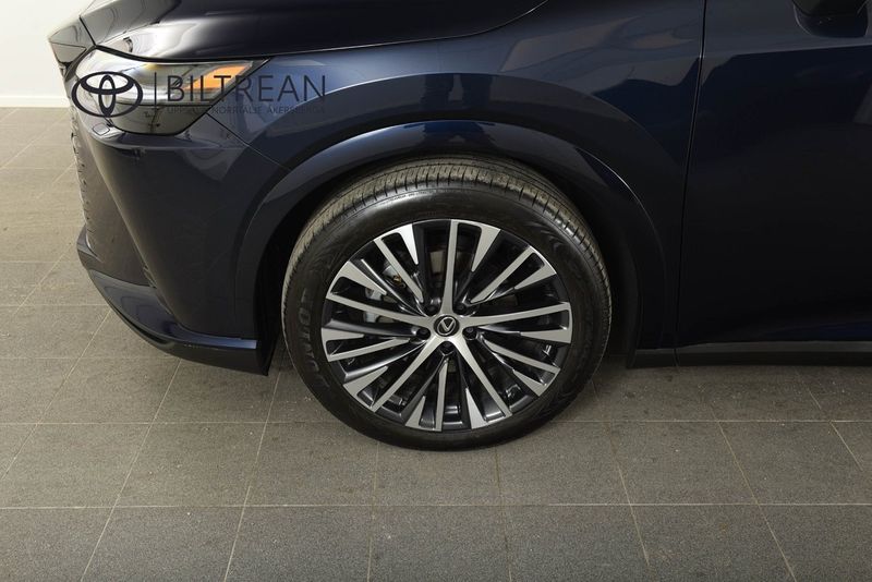 Lexus RX bild 20