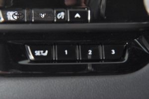 Lexus RX bild 17