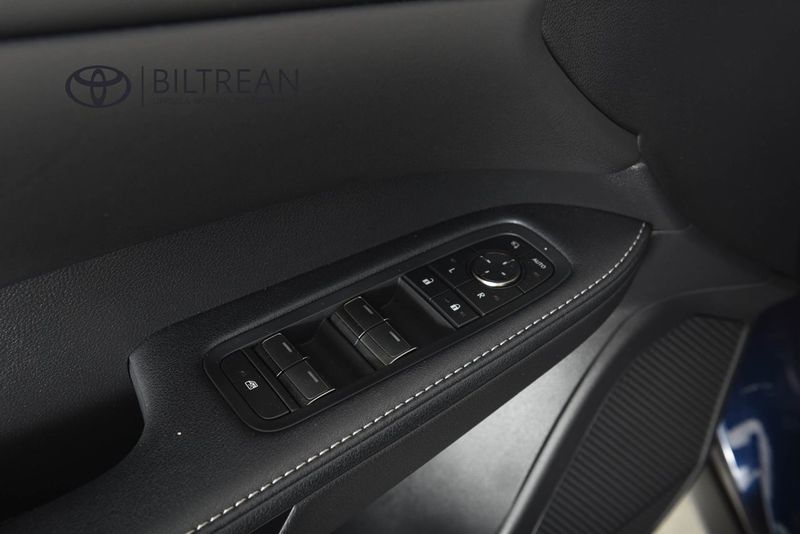 Lexus RX bild 12