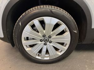 Volvo EX40 bild 5