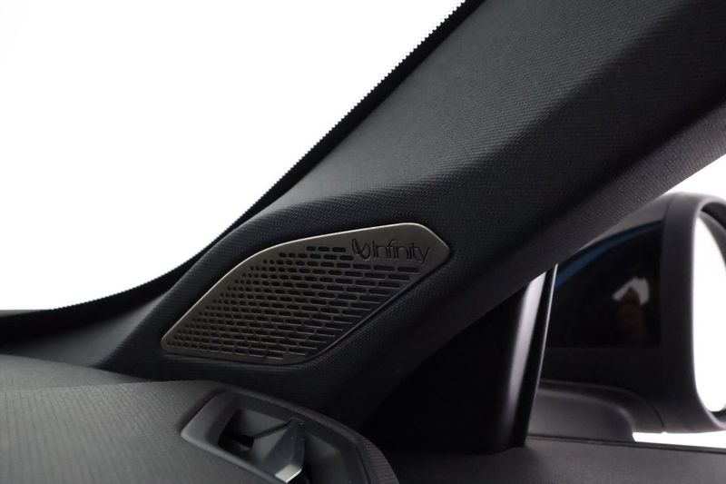 Lynk & Co 01 bild 24