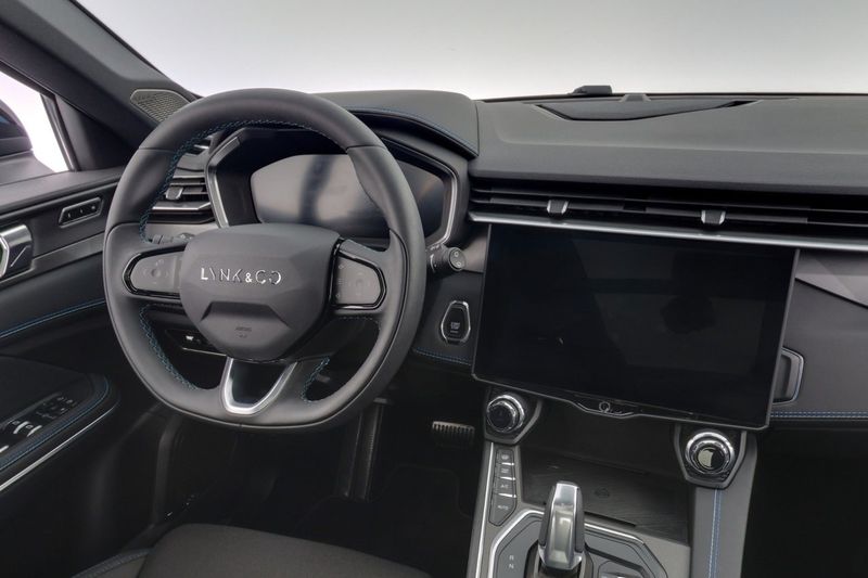 Lynk & Co 01 bild 15