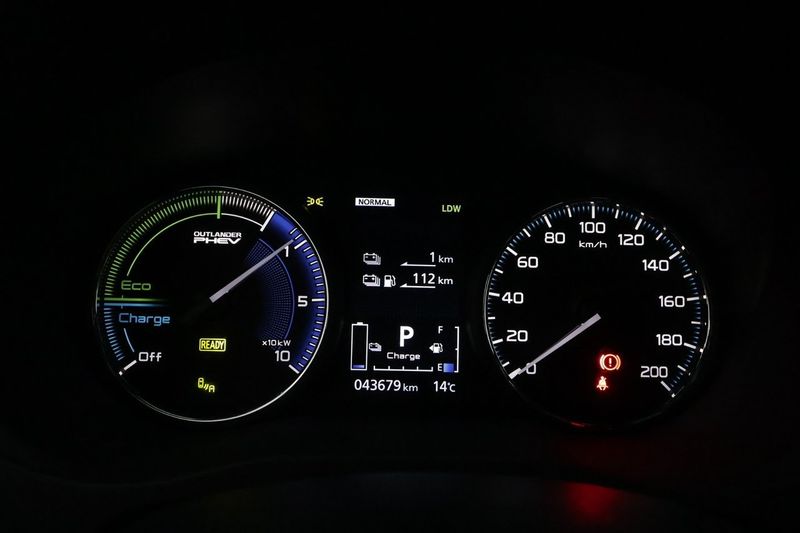 Mitsubishi Outlander bild 16