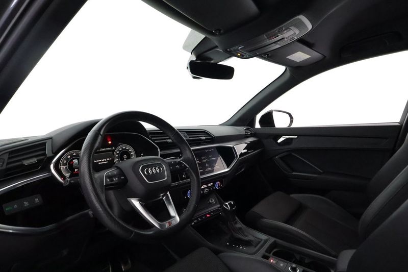 Audi Q3 bild 11