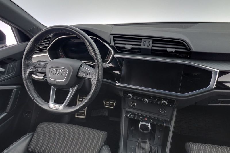Audi Q3 bild 15