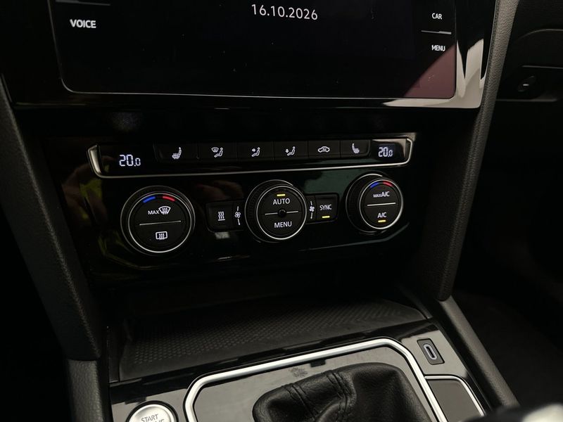 Volkswagen Passat bild 23