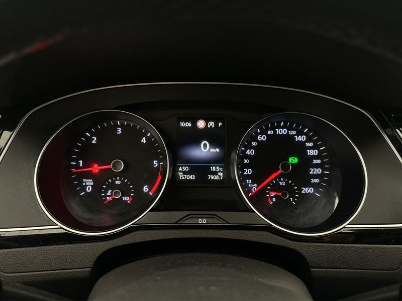 Volkswagen Passat bild 15