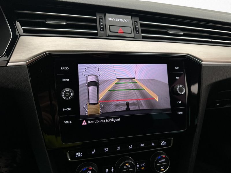 Volkswagen Passat bild 18