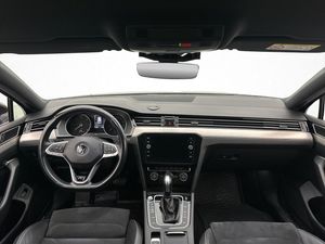 Volkswagen Passat bild 14