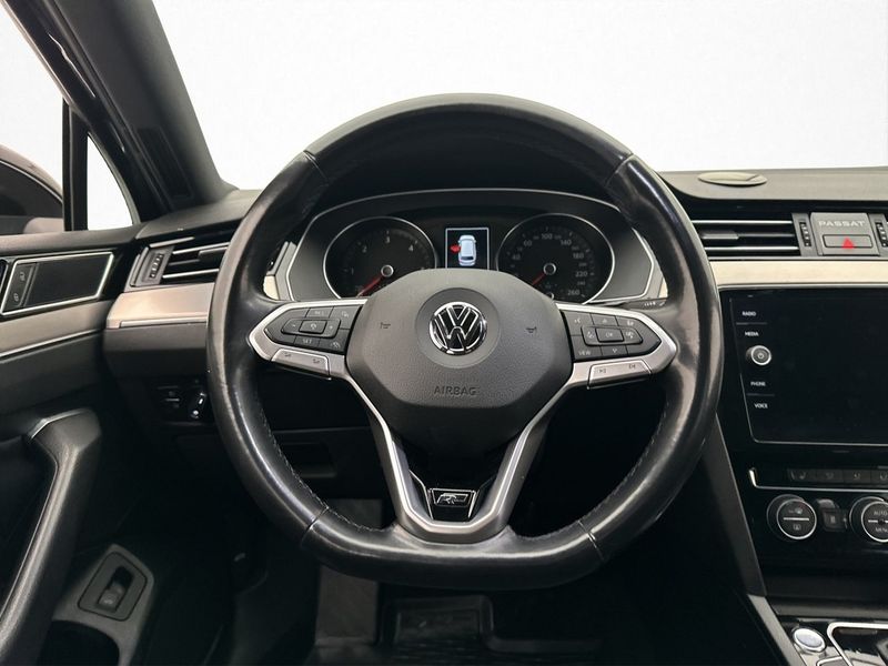 Volkswagen Passat bild 10