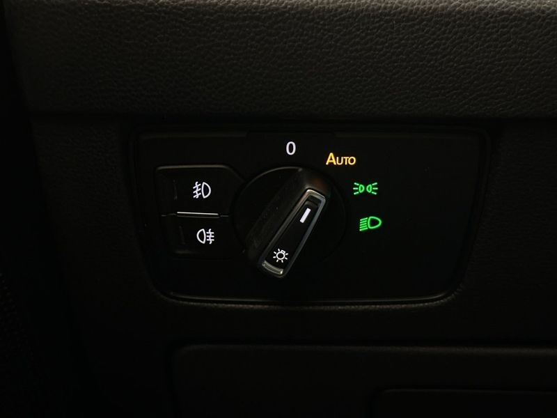 Volkswagen Passat bild 26