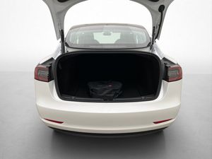 Tesla Model 3 bild 26