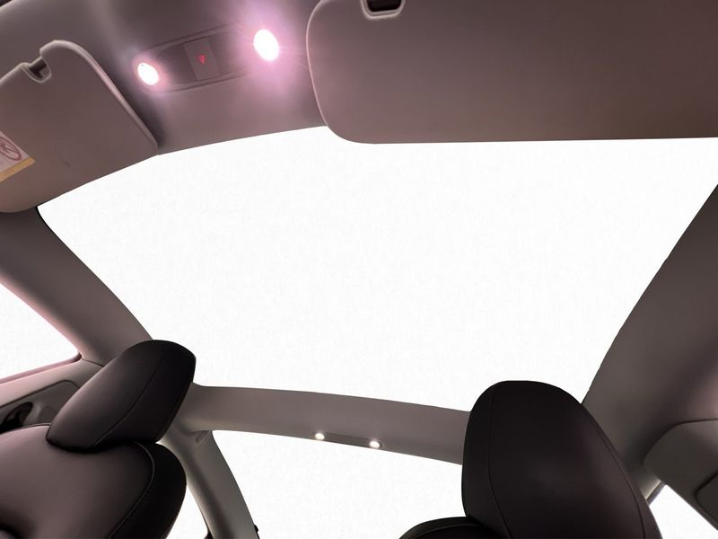 Tesla Model 3 bild 11