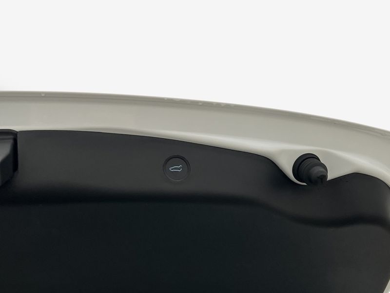 Tesla Model 3 bild 25