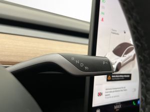 Tesla Model 3 bild 27