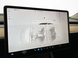 Tesla Model 3 bild 23