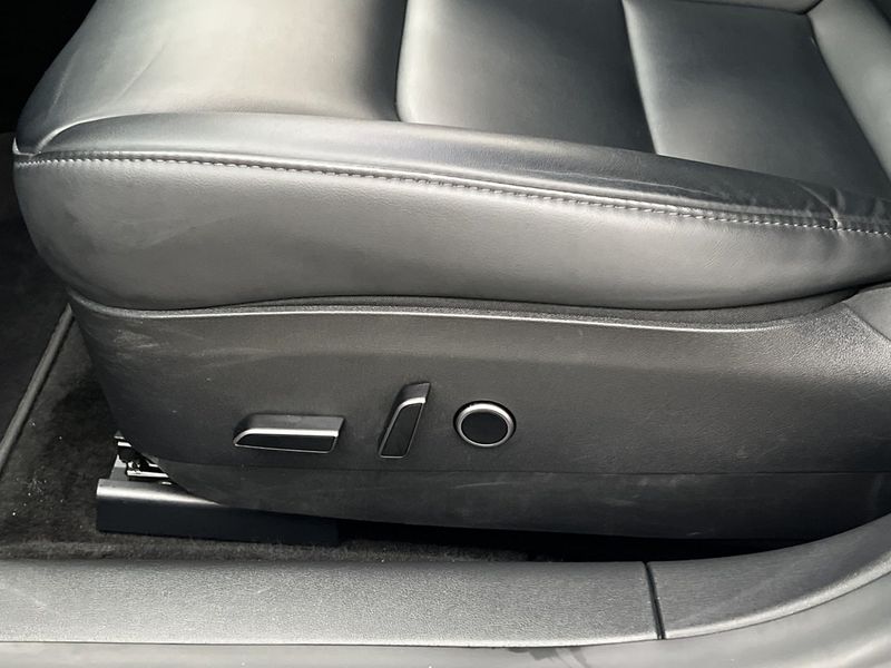 Tesla Model 3 bild 24