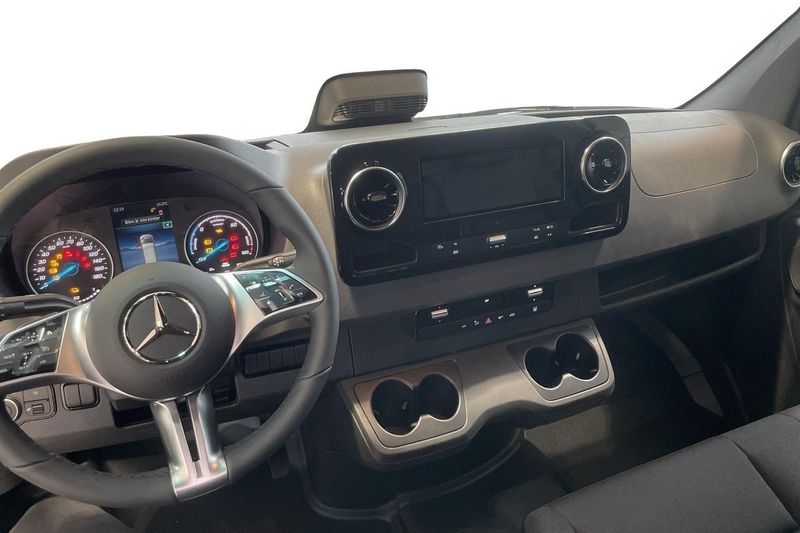 Mercedes Sprinter bild 8