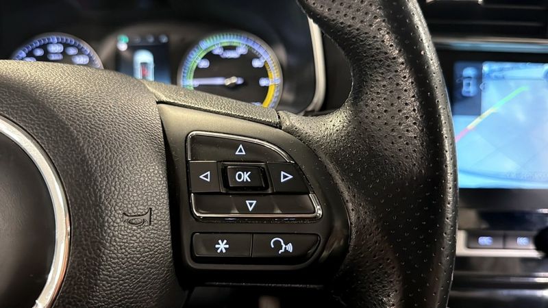 MG ZS EV bild 12