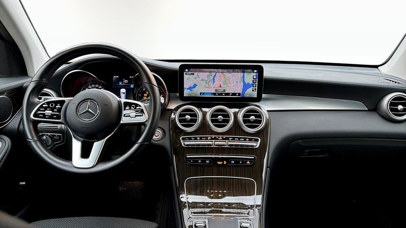 Mercedes GLC200 bild 11