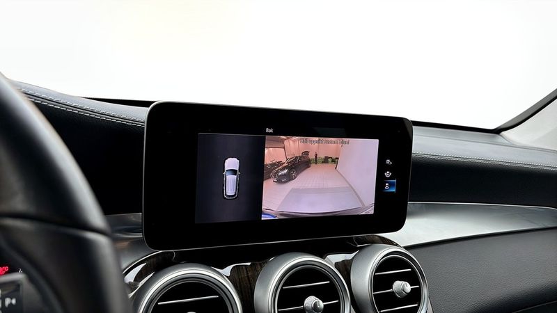 Mercedes GLC200 bild 12