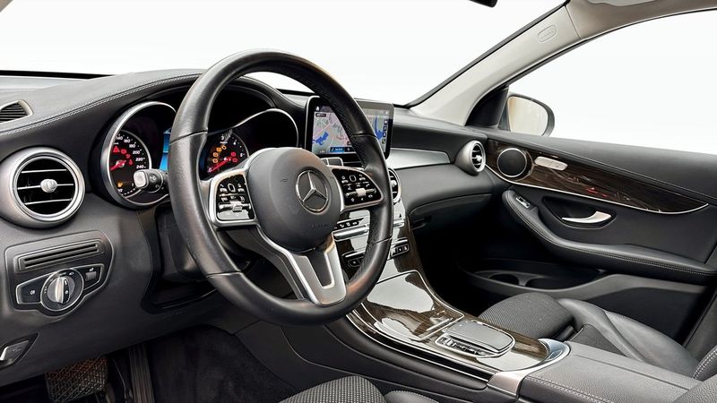 Mercedes GLC200 bild 7