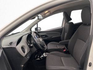 Toyota Yaris bild 11