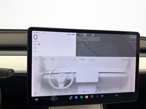 Tesla Model 3 bild 24