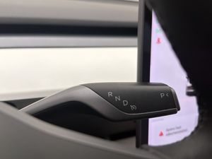 Tesla Model 3 bild 21