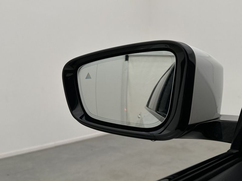 BMW 330 bild 10