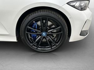 BMW 330 bild 33