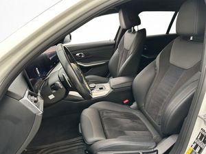 BMW 330 bild 13