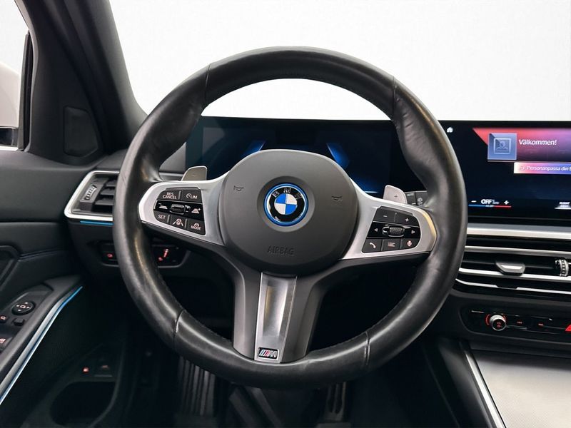 BMW 330 bild 15