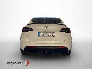 Tesla Model Y bild 6