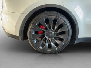 Tesla Model Y bild 21