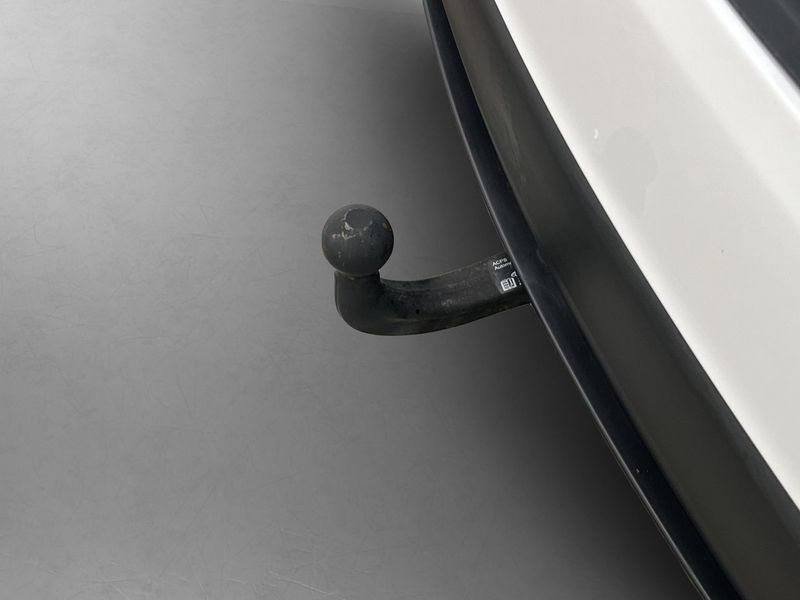 Tesla Model X bild 12