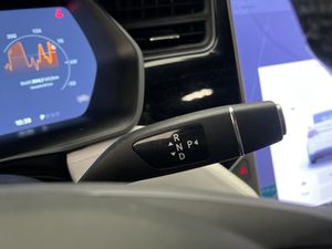 Tesla Model X bild 26