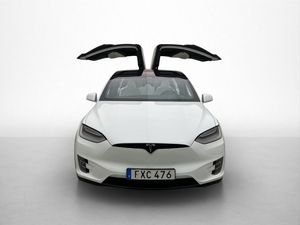 Tesla Model X bild 11