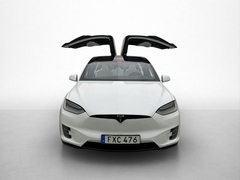 Tesla Model X bild 11