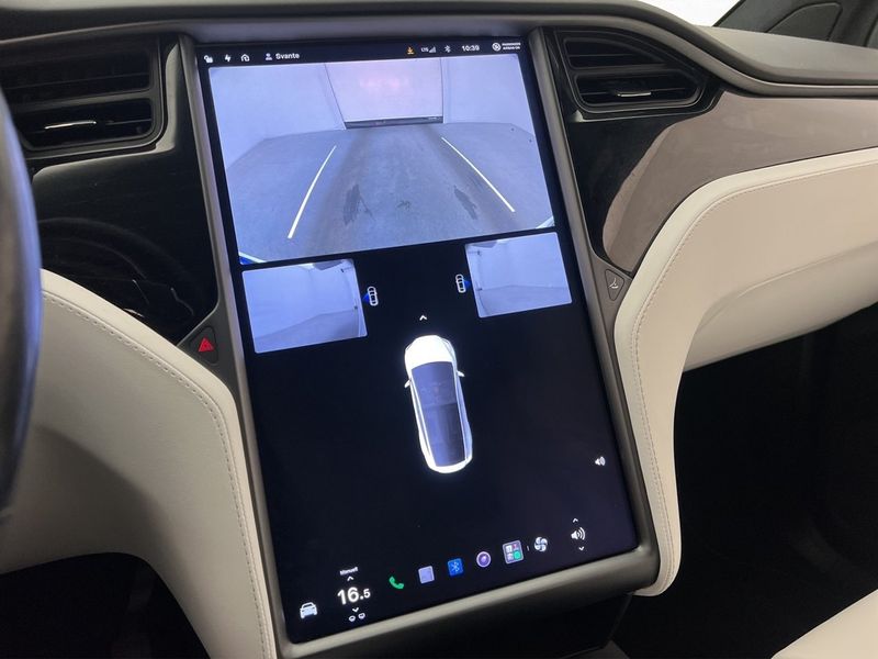 Tesla Model X bild 34