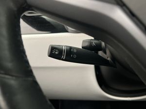 Tesla Model X bild 23