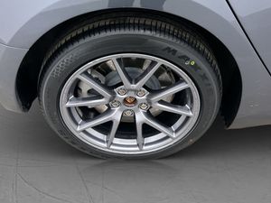 Tesla Model 3 bild 31