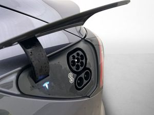 Tesla Model 3 bild 12