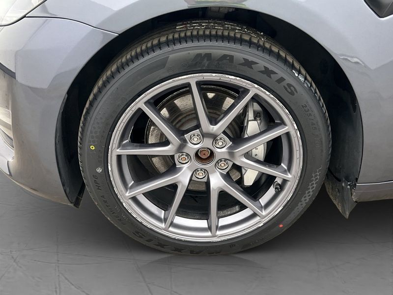 Tesla Model 3 bild 29
