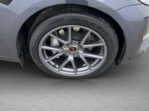 Tesla Model 3 bild 32