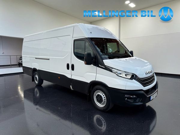 Iveco Daily 35-140 2.3 JTD Hi-Matic XXL-Skåp 3.5ton-dragvikt - 2023