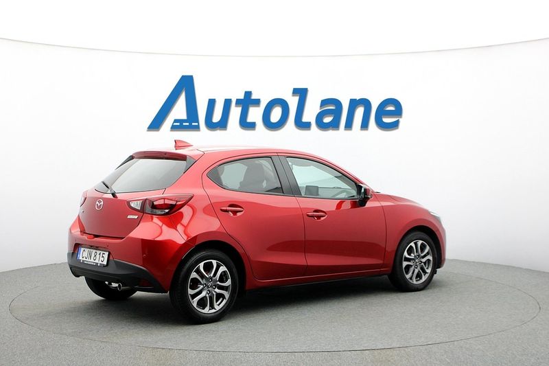Mazda 2 bild 8