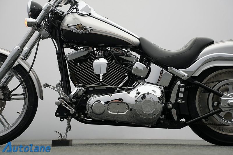 Harley-Davidson Deuce bild 14