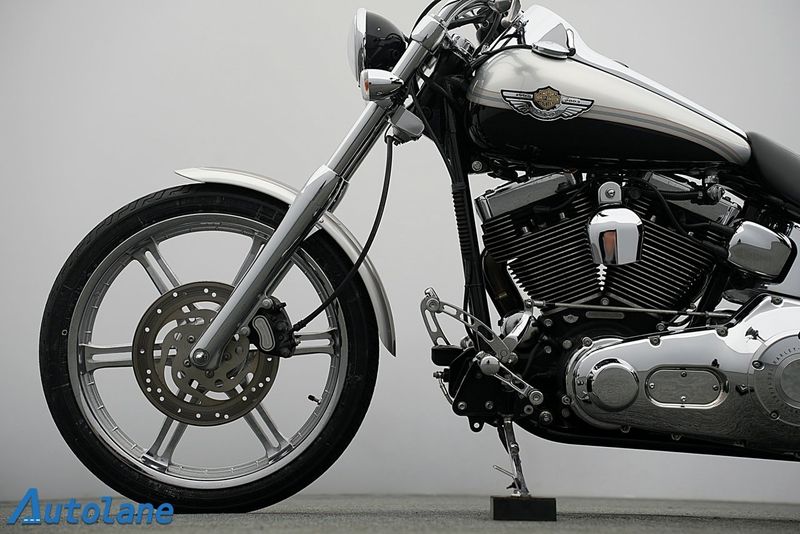 Harley-Davidson Deuce bild 13